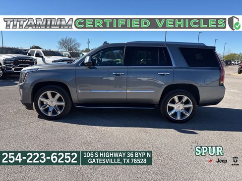 Used 2020 Cadillac Escalade Luxury image 2