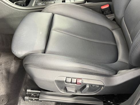 Used 2020 BMW X2 sDrive28i image 13