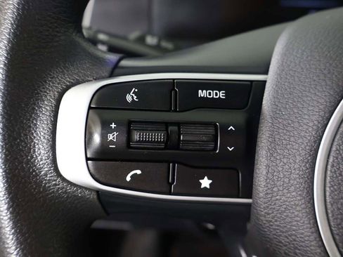 Used 2023 Kia Sportage LX image 37