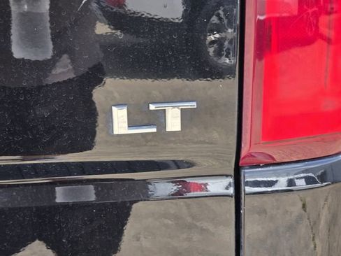 Used 2022 Chevrolet Silverado 1500 LT Trail Boss w/ LT Trail Boss Premium Package AWD/4WD image 5