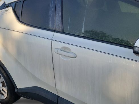 Used 2020 Toyota C-HR LE image 18