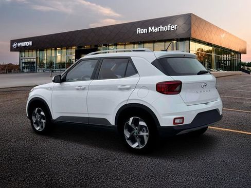 New 2026 Hyundai Venue SEL image 4