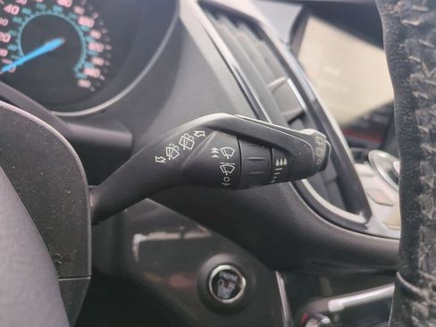 Used 2015 Ford Escape Titanium w/ Canadian Touring Package image 26