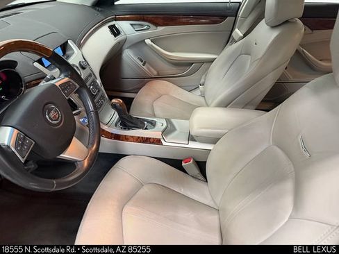 Used 2011 Cadillac CTS Luxury RWD image 15