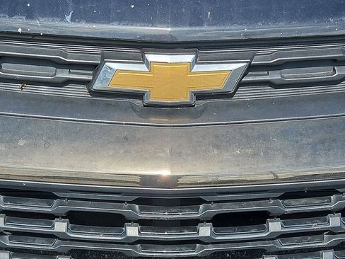 Used 2021 Chevrolet TrailBlazer ACTIV w/ Technology Package FWD image 11