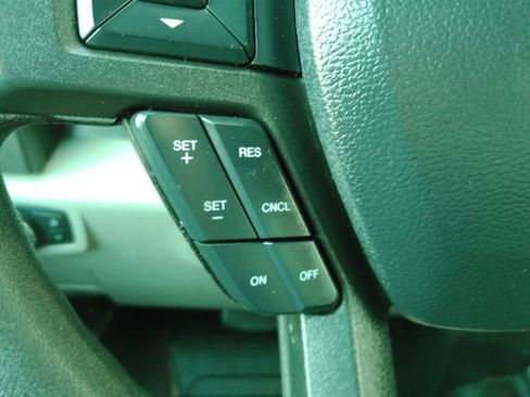 Used 2020 Ford F250 XL w/ Power Equipment Group image 33