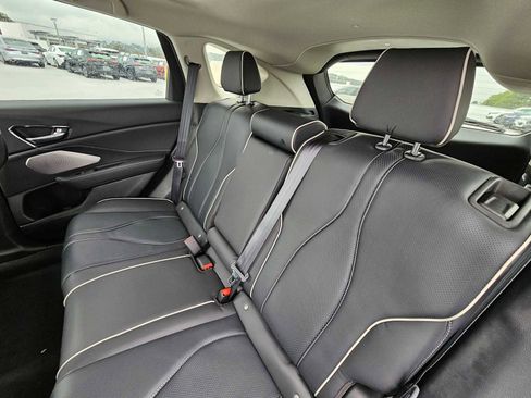 New 2025 Acura RDX SH-AWD w/ Advance Package image 17