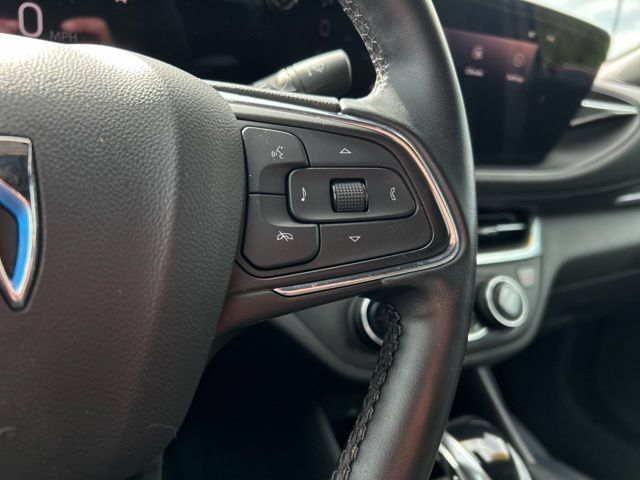 Used 2024 Buick Envista Sport Touring w/ Convenience I Package FWD image 36