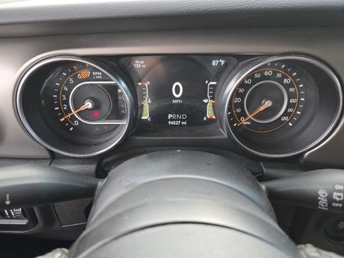 Used 2021 Jeep Wrangler Unlimited Sport AWD/4WD image 28