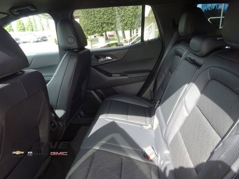 New 2026 Chevrolet Equinox LT w/ Convenience Package II image 20