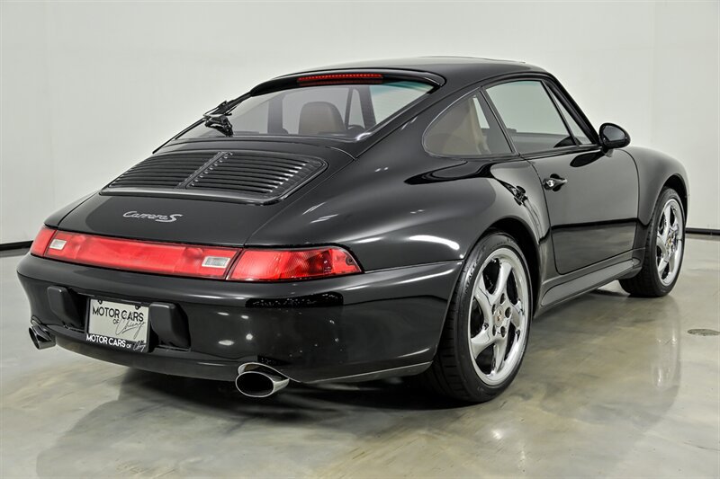Used 1997 Porsche 911 Carrera RWD image 9