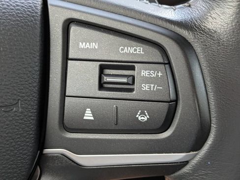 Used 2023 Chevrolet Silverado 1500 LT AWD/4WD image 26