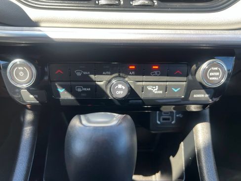 Used 2025 Jeep Compass Limited AWD/4WD image 57