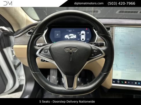 Used 2015 Tesla Model S 90D image 28
