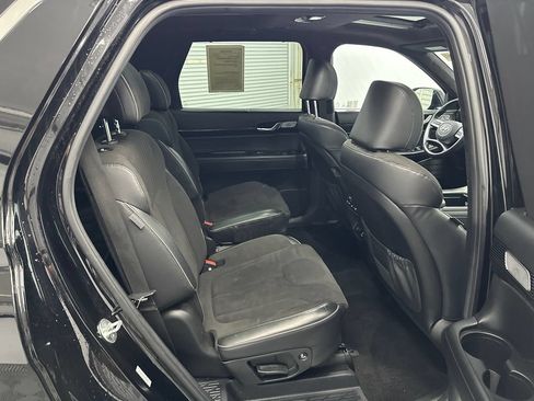 Used 2024 Hyundai Palisade Calligraphy AWD/4WD image 17