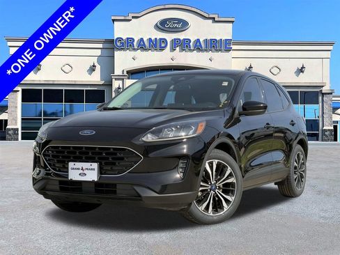 Certified 2022 Ford Escape SE w/ SE Sport Appearance Package image 1