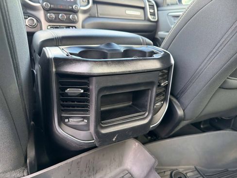 Used 2019 RAM 1500 Big Horn AWD/4WD image 16