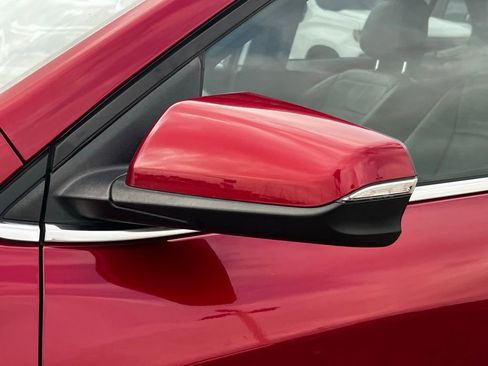 Used 2021 Chevrolet Equinox LT image 44