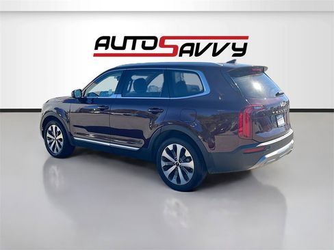 Used 2022 Kia Telluride EX w/ EX Premium Package image 5