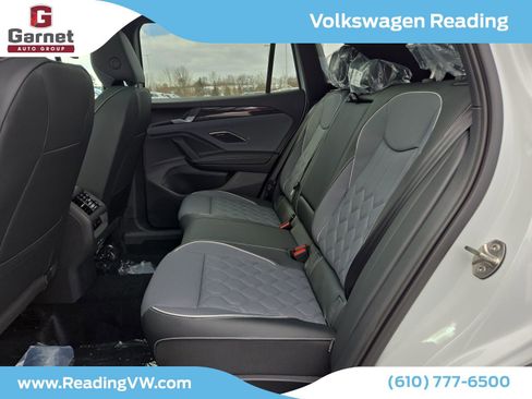 New 2026 Volkswagen Tiguan SEL R-Line image 14