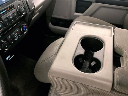 Used 2018 Ford F150 XLT w/ Equipment Group 302A Luxury image 16