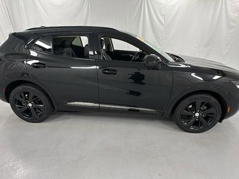 Used 2021 Buick Envision Essence w/ Technology Package I image 2