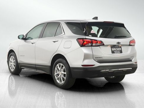Used 2022 Chevrolet Equinox LT image 3