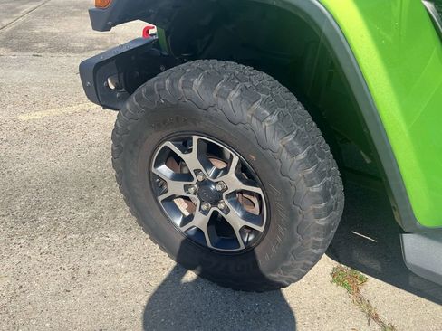 Used 2019 Jeep Wrangler Unlimited Rubicon image 16