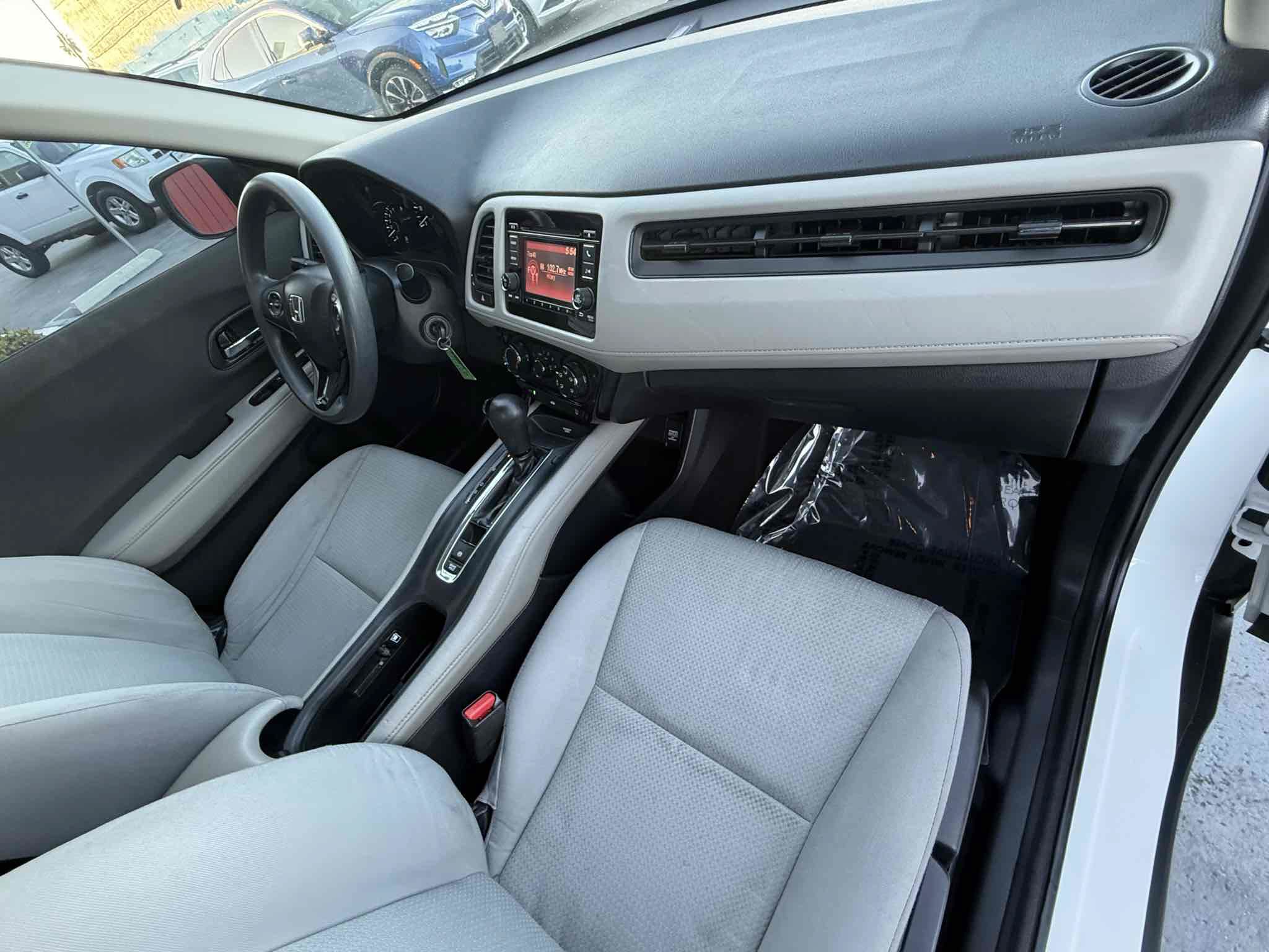 Used 2020 Honda HR-V LX image 55