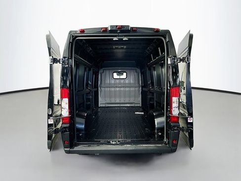 New 2026 RAM ProMaster 2500 w/ Convenience Group FWD image 16