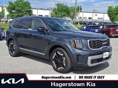 Certified 2023 Kia Telluride S w/ S Sunroof Package