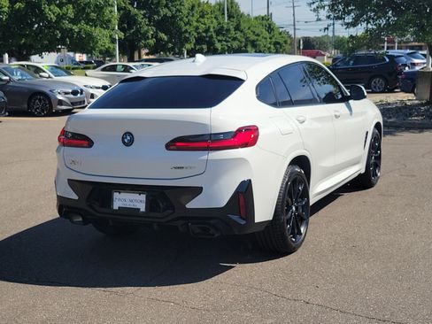 Certified 2024 BMW X4 xDrive30i w/ M Sport Package AWD/4WD image 4