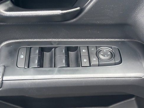 New 2025 Toyota Tacoma SR5 image 18