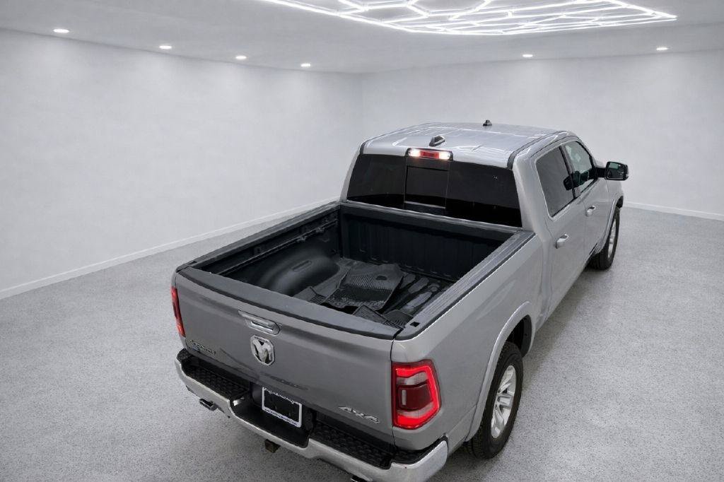 Used 2022 RAM 1500 Laramie AWD/4WD image 33