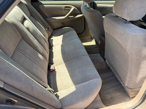 Used 1999 Toyota Camry CE image 8