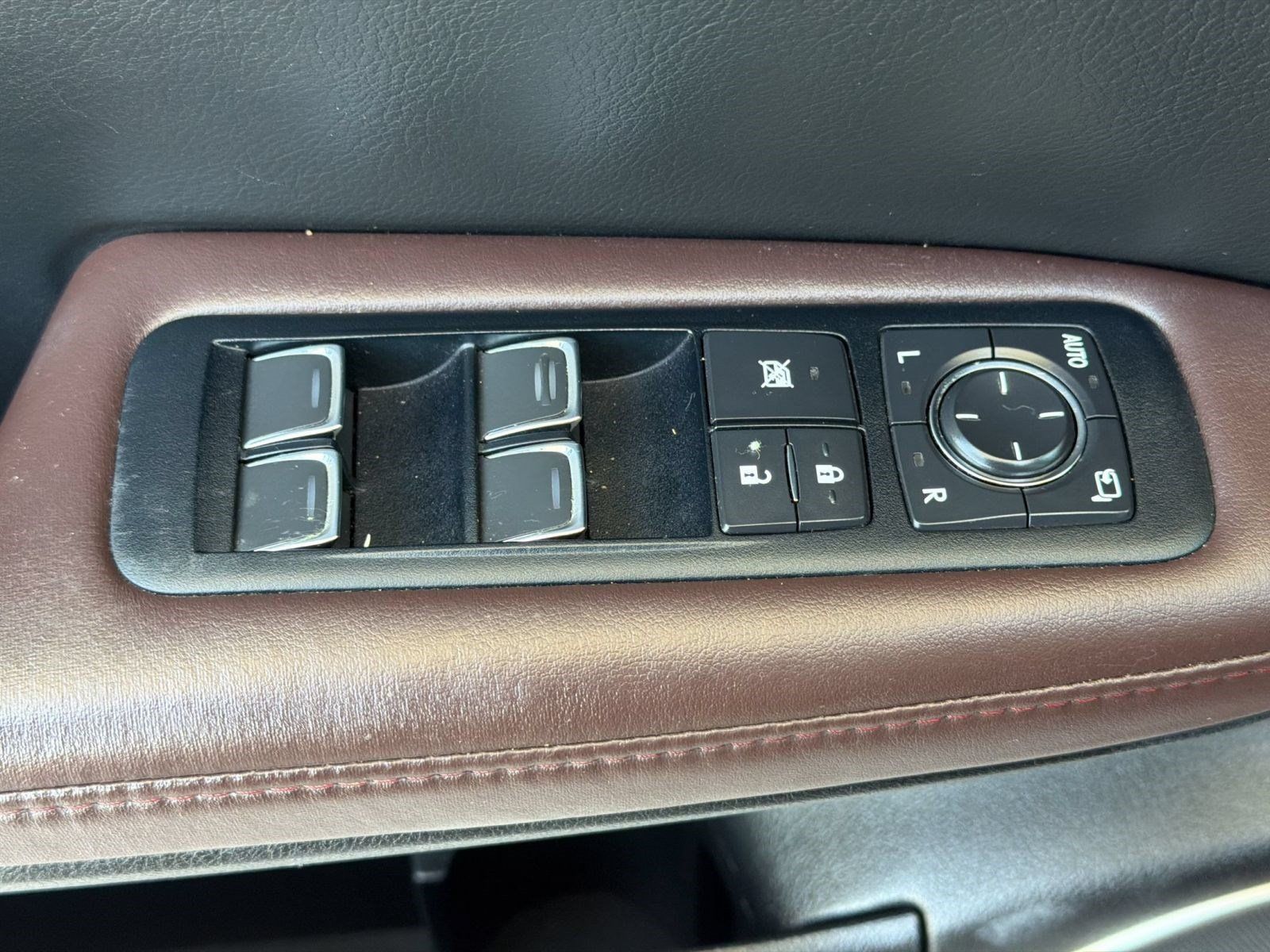 Used 2017 Lexus RX 350 FWD w/ Premium Package image 30