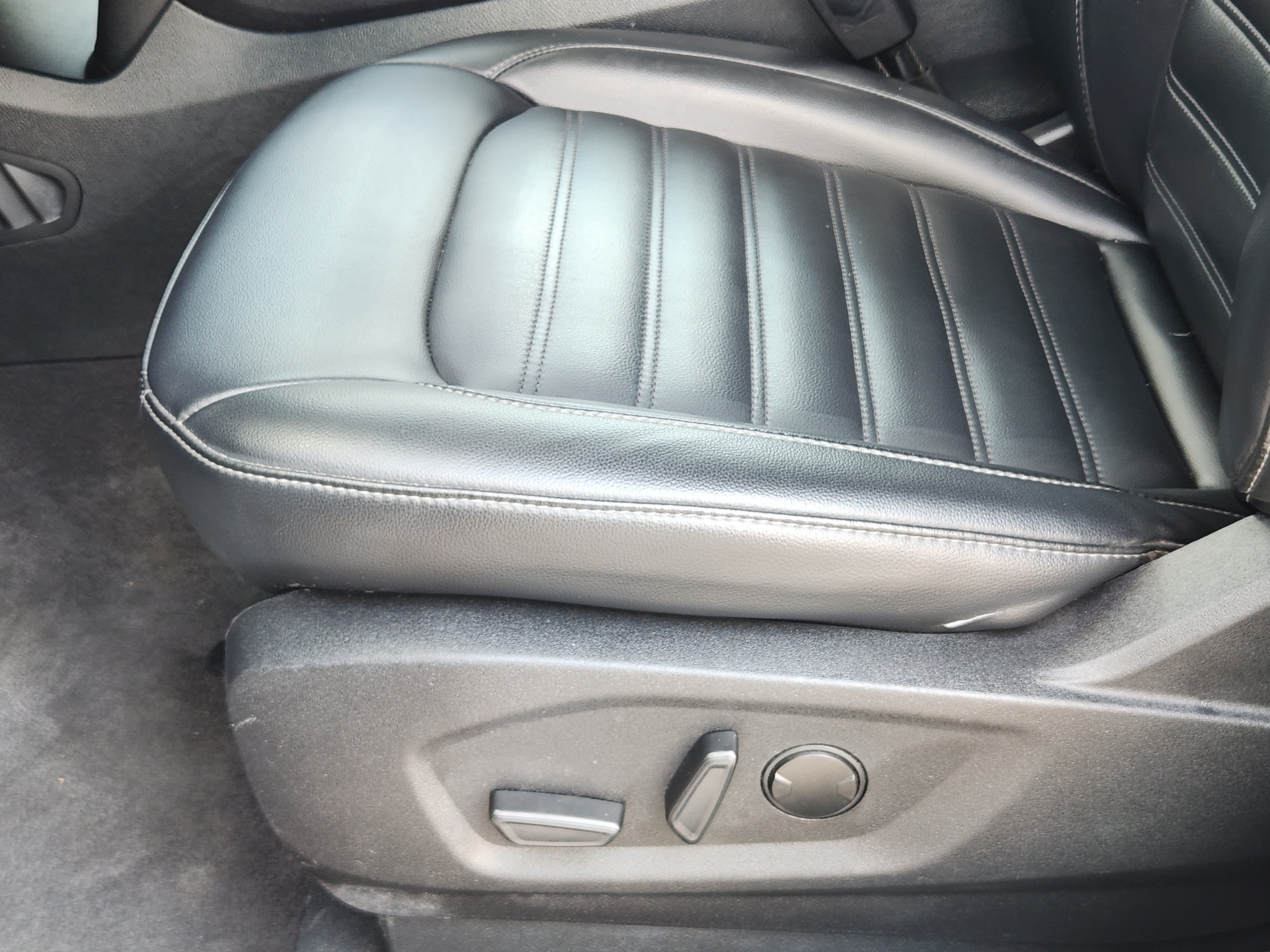 Used 2024 Ford Edge SEL AWD/4WD image 26