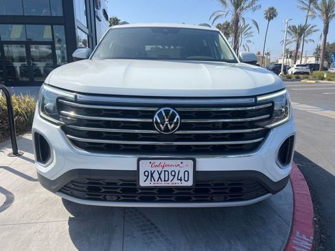 Used 2024 Volkswagen Atlas SE AWD/4WD image 7