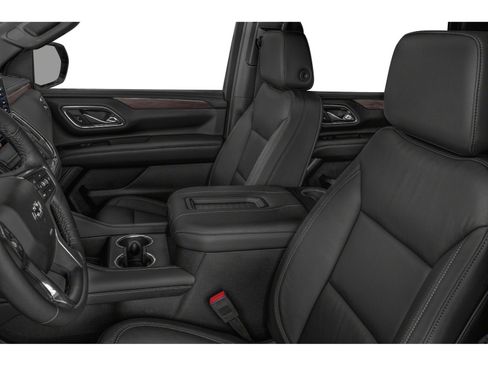 Used 2023 Chevrolet Tahoe Z71 w/ Luxury Package AWD/4WD image 8