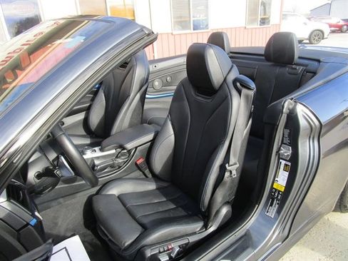 Used 2017 BMW 430i xDrive Convertible image 45