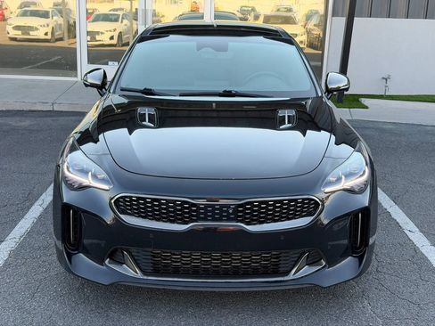 Used 2022 Kia Stinger GT2 RWD image 11