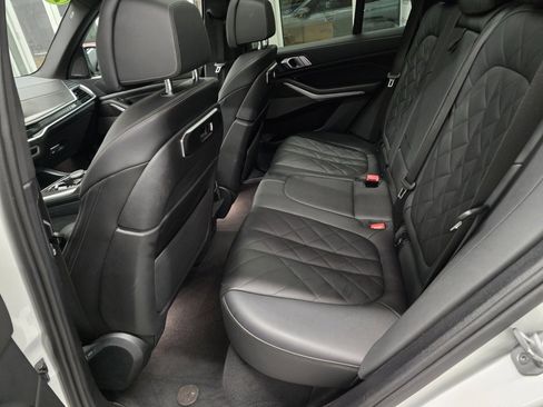 Used 2024 BMW X5 xDrive40i image 33