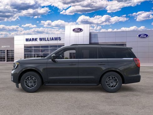 New 2026 Ford Expedition Active AWD/4WD image 3