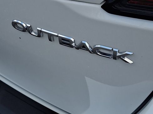 Used 2020 Subaru Outback Limited AWD/4WD image 35