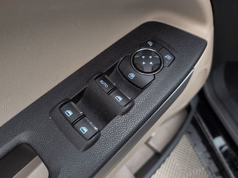 Certified 2021 Ford EcoSport S FWD image 28