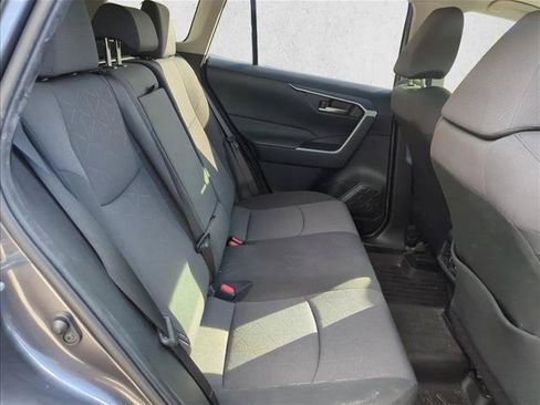 Used 2019 Toyota RAV4 XLE FWD image 22