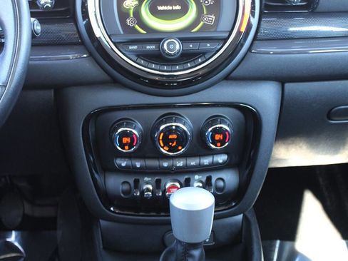 Used 2016 MINI Cooper Clubman S image 14