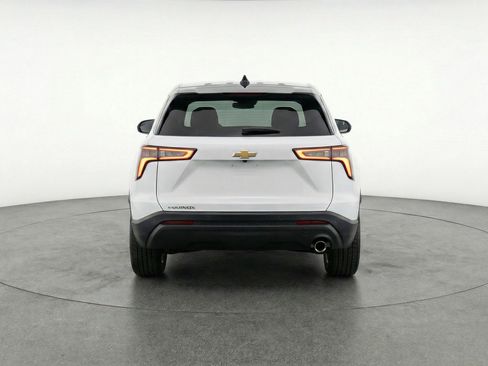 Used 2025 Chevrolet Equinox LT image 7