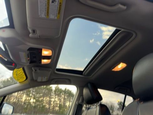 Used 2023 Subaru Crosstrek 2.5i Limited image 21