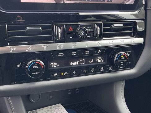 New 2026 Nissan Pathfinder SL w/ SL Premium Package AWD/4WD image 28